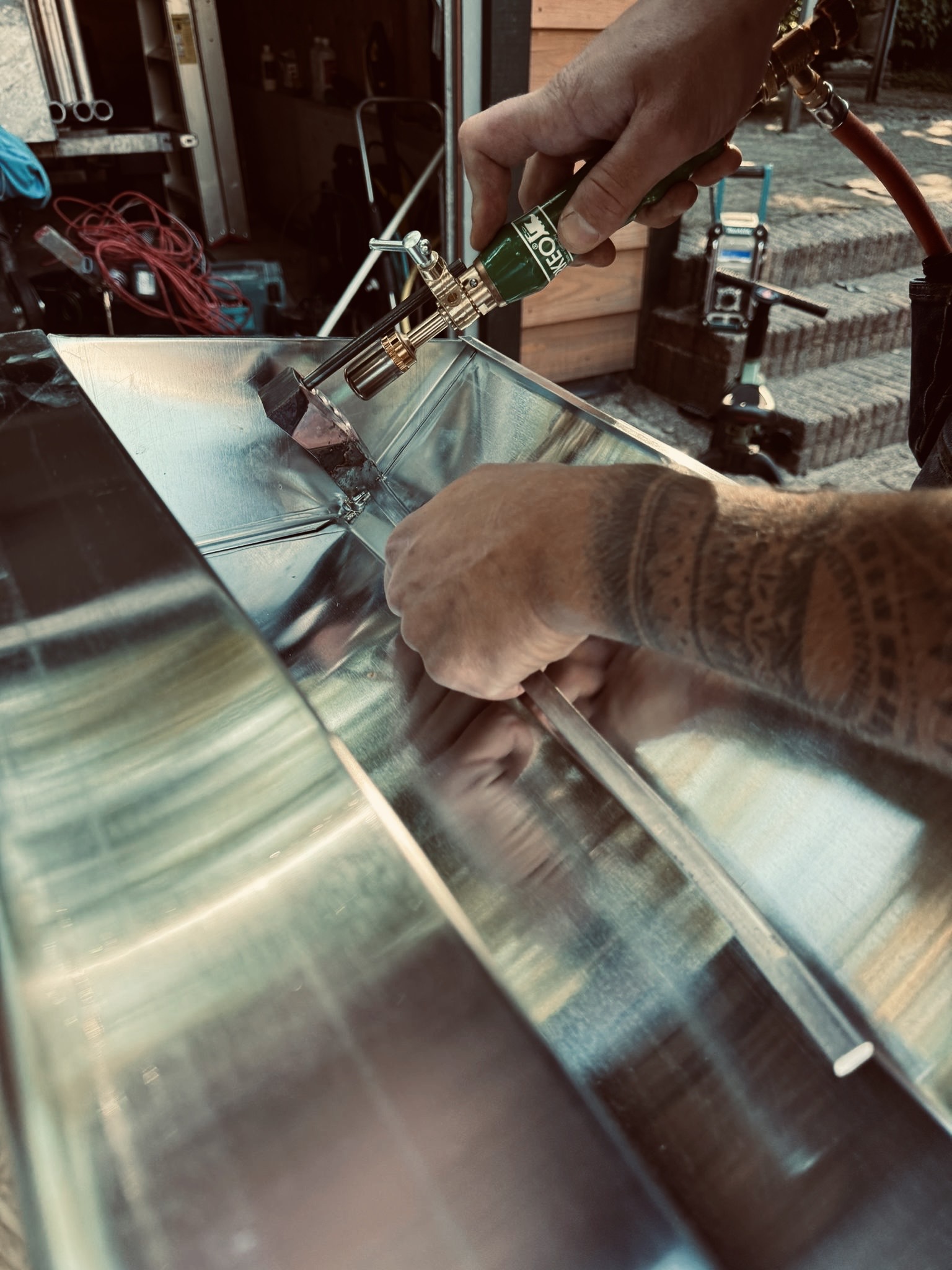 The Art of Drawing Readers In: Your attractive post title goes here